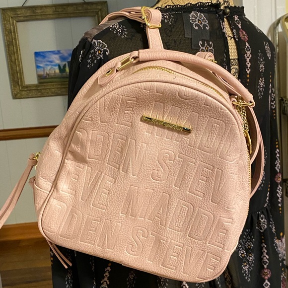 STEVE MADDEN BLUSH LOGO MEDIUM BACKPACK - Picture 2 of 14